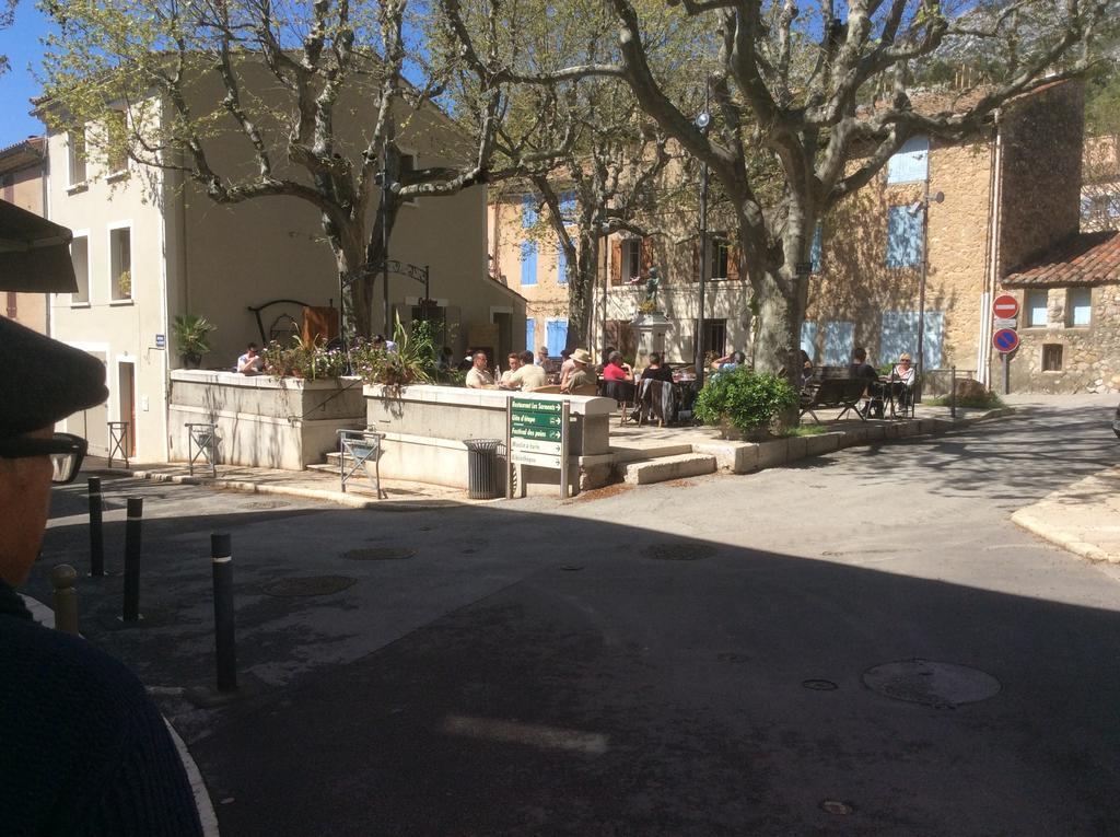 Appartamento Lou Ribas Puyloubier Esterno foto